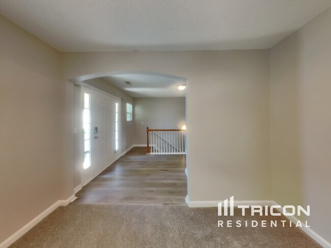 Foto del edificio - 5419 Village Ridge