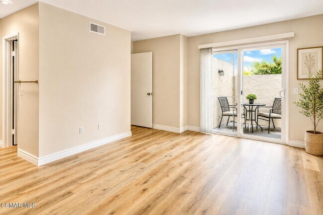 Foto del edificio - 32355 Saddle Mountain Dr