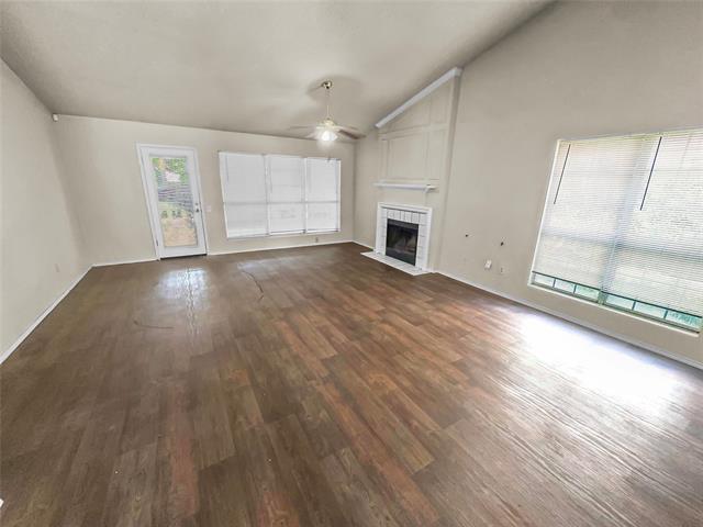 Building Photo - 2512 Creekwood Ln