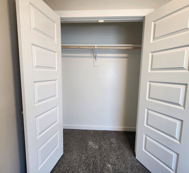 Foto del edificio - 320 N Woodruff Ave