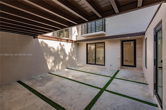 Foto del edificio - 7238 Jacaranda Ln