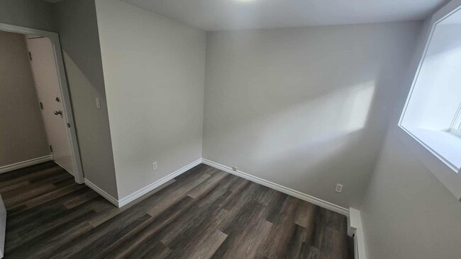 Building Photo - 157 McSweeney Ave