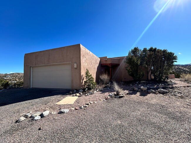 Building Photo - Breathtaking home on Placitas Hill!!