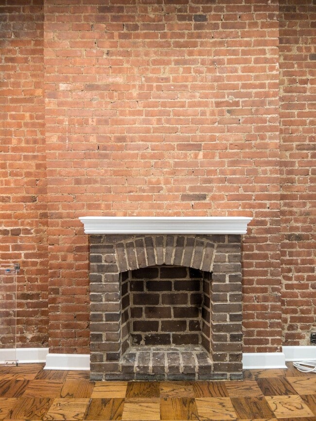Building Photo - 316 W 83rd St