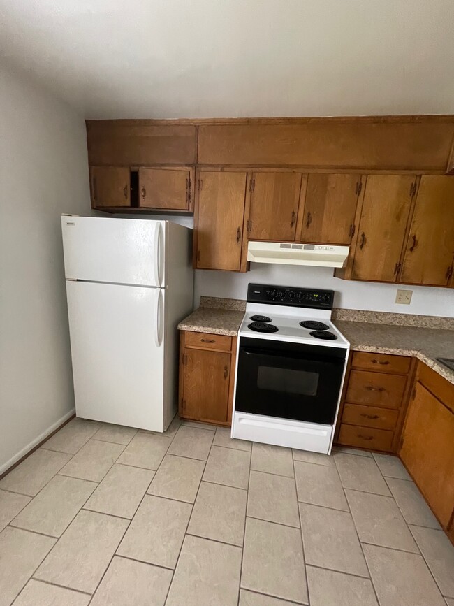 Foto del edificio - 335 N Maple St