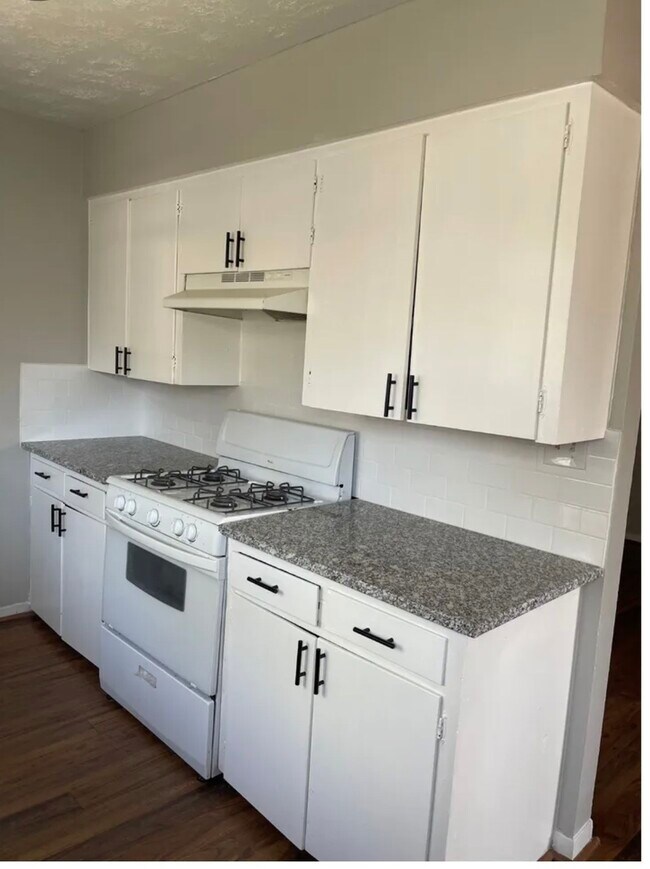 Foto del edificio - 1014 E 23rd St