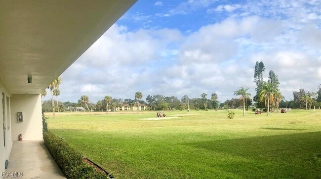 Foto del edificio - 343 Joel Blvd