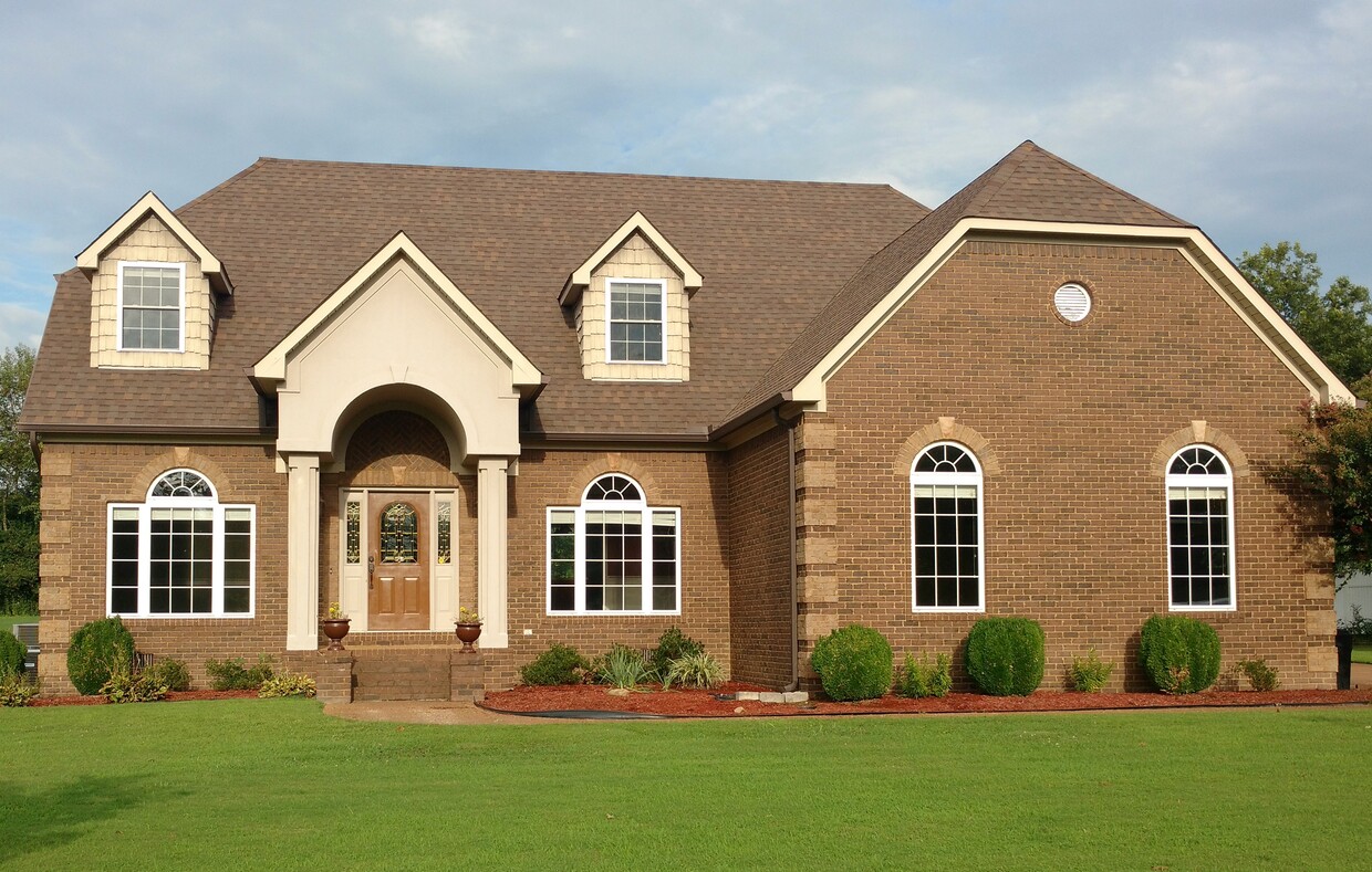 Foto principal - 62 Sommersby Dr