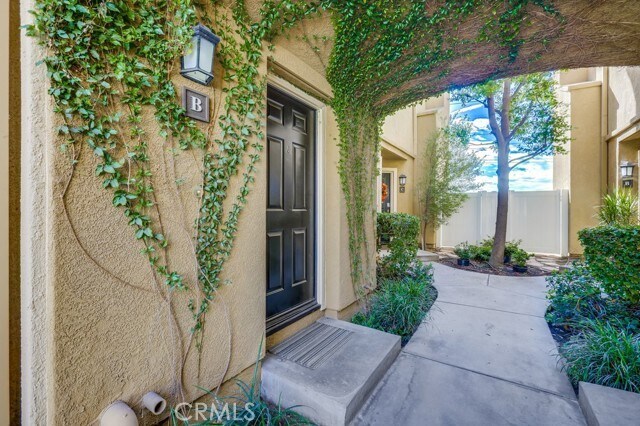 Foto del edificio - 5040 E Hunsford Dr