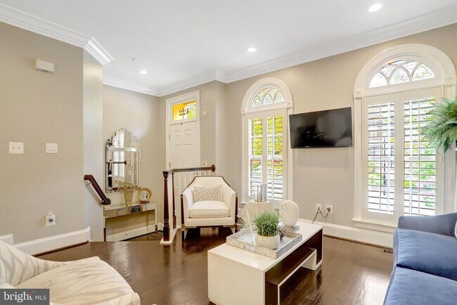 Foto del edificio - 422 Pendleton St
