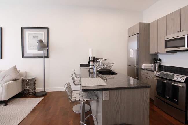 Building Photo - 460 Harrison Ave