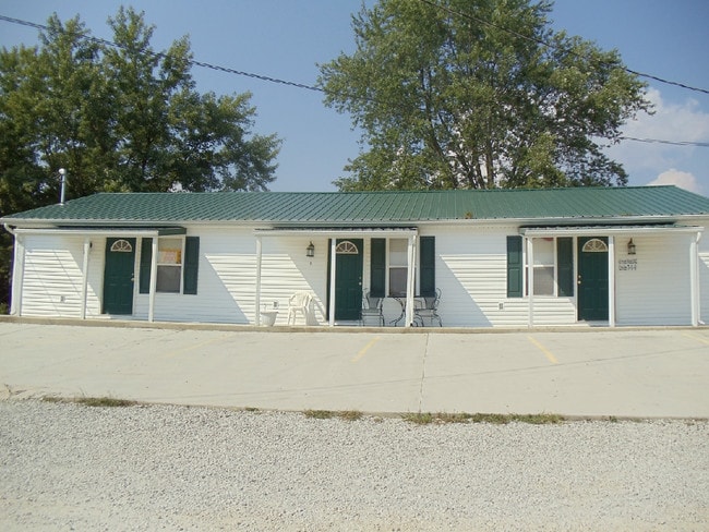 Building Photo - 48 Private Road 2482
