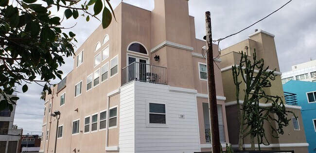 Street View, entire top 2 floorsfloor - 119 Anchorage St