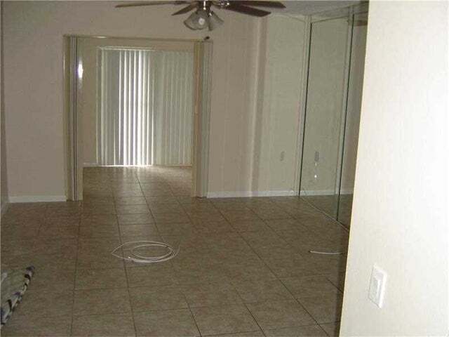 Dormitorio principal - 11640 NW 39th St