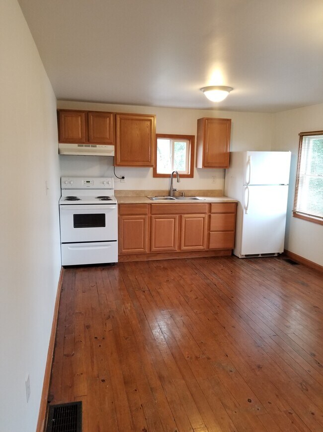 43263 National Rd, Belmont, OH 43718 House Rental in Belmont, OH