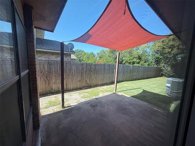 Building Photo - 13327 Daystrom Ct