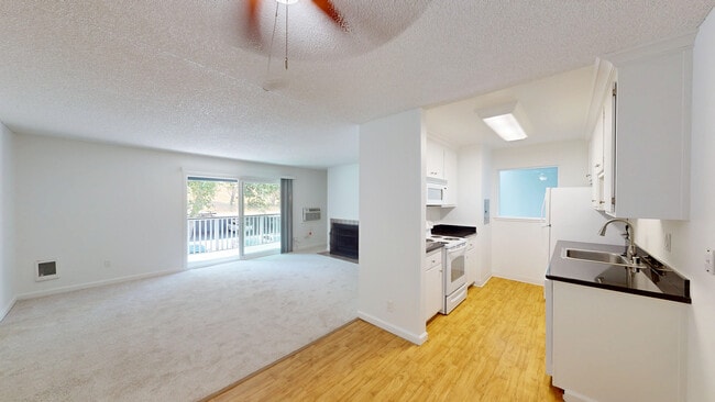 Building Photo - 475 Ignacio Blvd