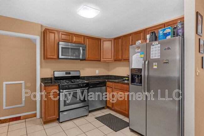 Foto del edificio - 8402 Church Ln