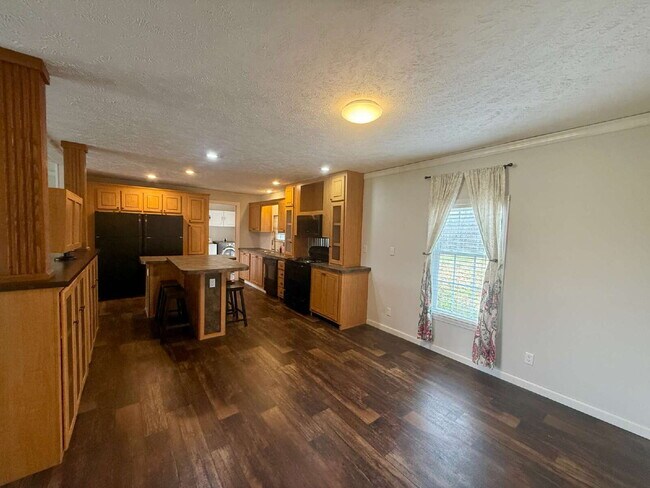 Foto del edificio - 3BR/2BA Home in Adairville. Beautiful Country Setting