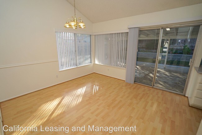 Building Photo - 3 br, 2 bath House - 25803 Olivas Park Road