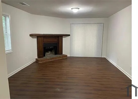 Building Photo - 5140 Farm Pl Dr NE