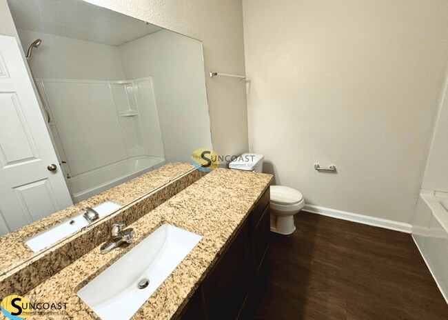 Foto del edificio - 8771 Kaye Ln