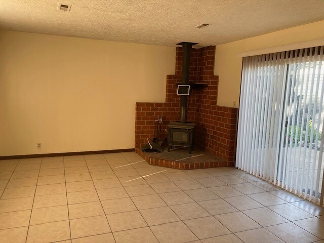 Foto del edificio - 424 E South St