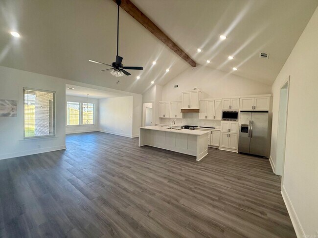 Foto del edificio - 4005 Doler Cv