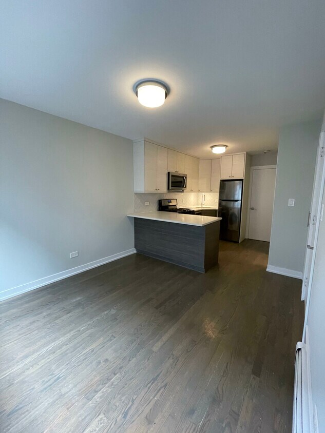 Foto del edificio - 5952-5960 N Winthrop Ave