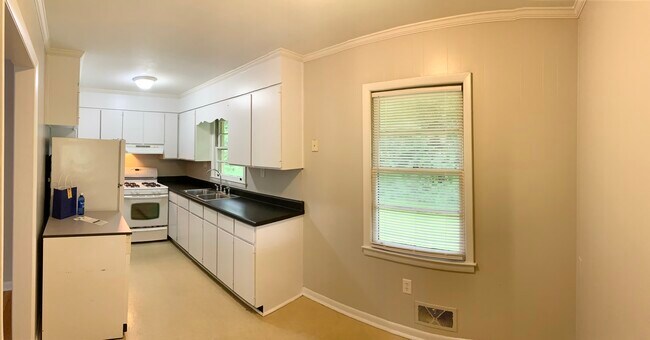 Foto del edificio - 145 Seminole Ave