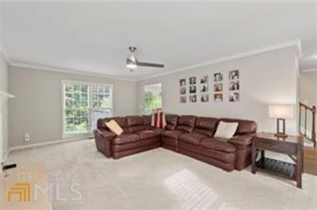 Building Photo - 3471 Ellenwood Park Dr