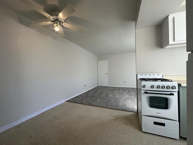 Photo - 4525 Lardner St Apartment