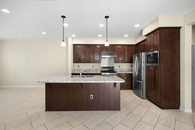 Building Photo - 11234 Paseo del Cielo