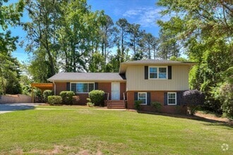 Building Photo - 813 Hammond Dr