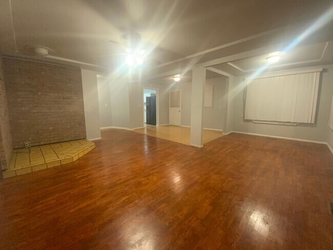 Foto del edificio - Beautiful 3 Bedroom Home in Tacoma WA - Apply Today!