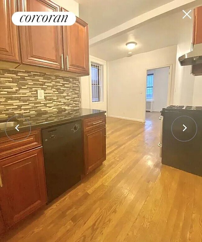 Foto del edificio - 413 E 70th St