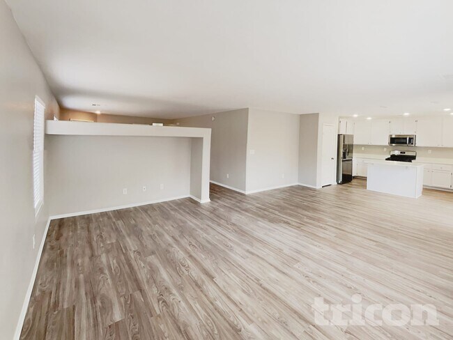 Building Photo - 3144 McLennan Ave