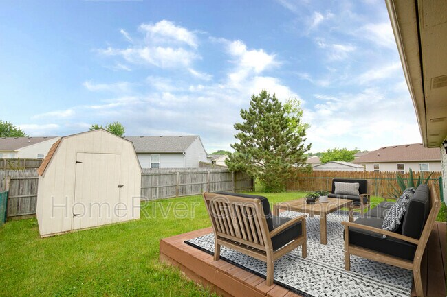 Building Photo - 6114 Longmeadow Dr