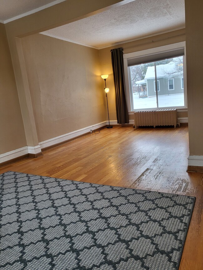 417 6th Ave S, Grand Forks, ND 58201 Townhome Rentals in Grand Forks