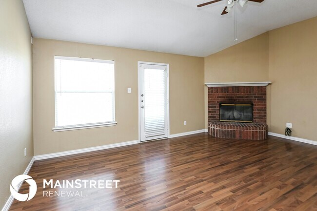 Foto del edificio - 532 Denise St