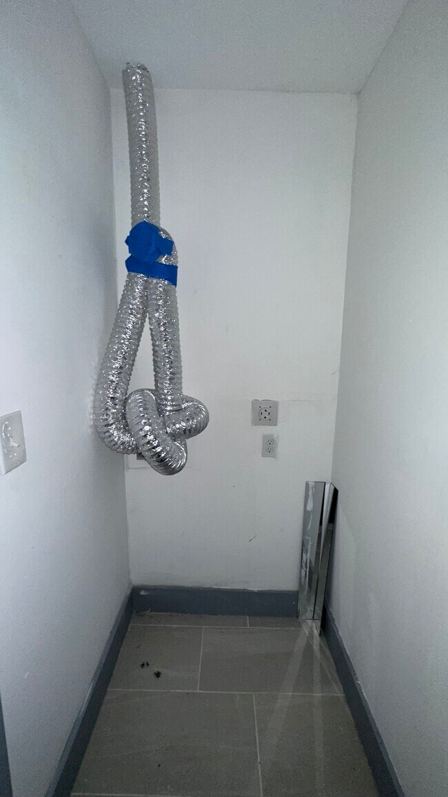 Foto del edificio - 655 S 11th St
