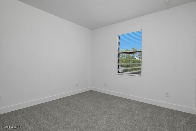 Building Photo - 10940 Salt Bay Wy