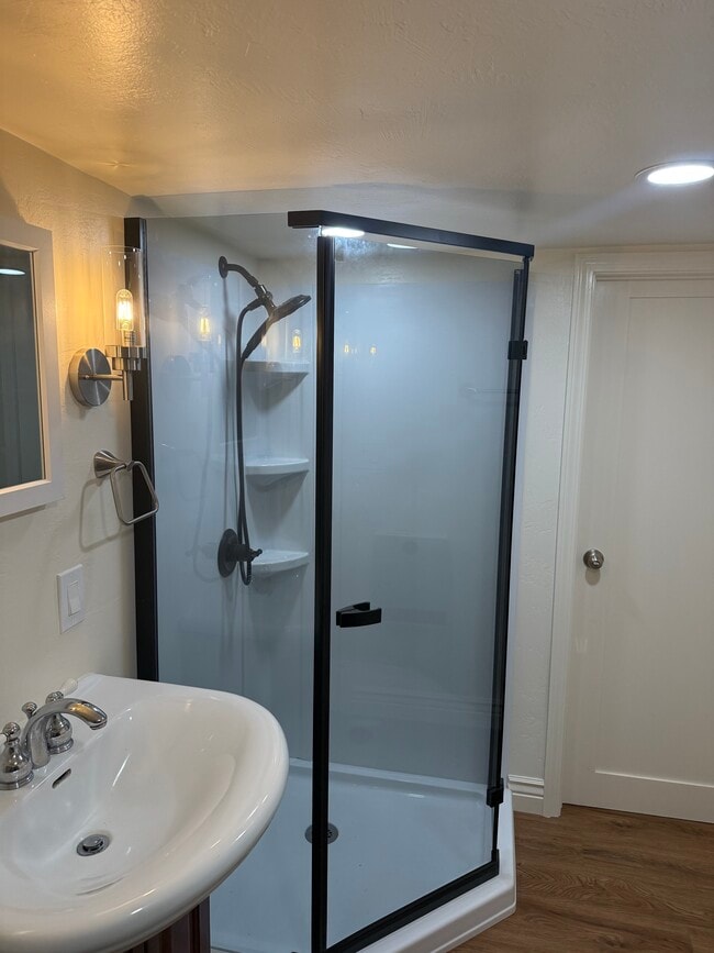 New bathroom - 24 Los Helechos