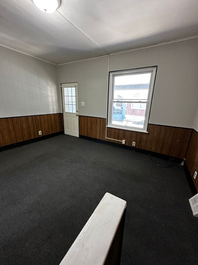 Building Photo - Beautiful 2 Bedroom, 1 Bath in Darby