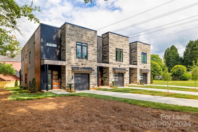 Foto del edificio - 4709 Walden Ct