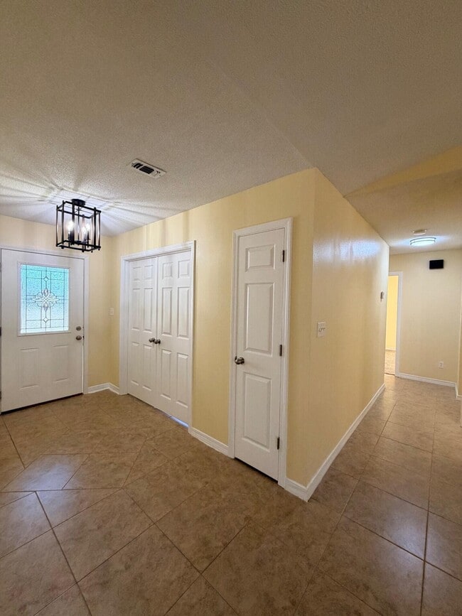 Building Photo - 6952 Cotton Boll Ln