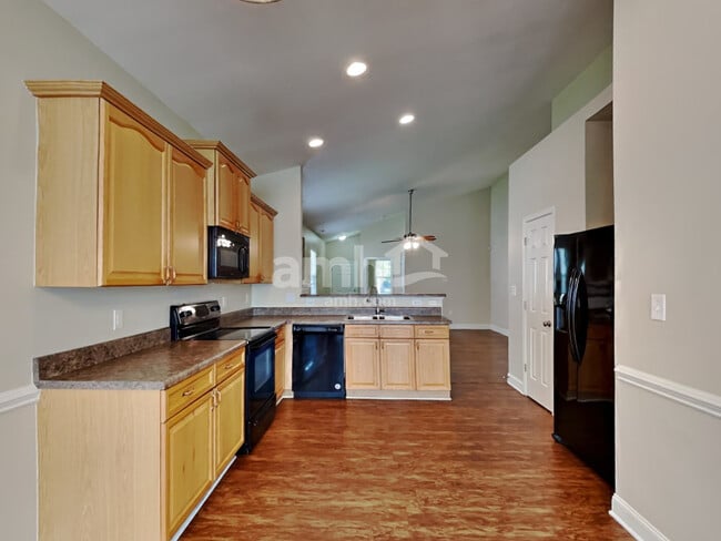 Building Photo - 2313 Silver Run Drive