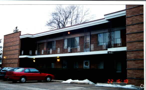 Primary Photo - 429 Talcott Rd
