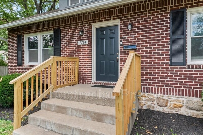 Building Photo - 7714 Johnson Dr