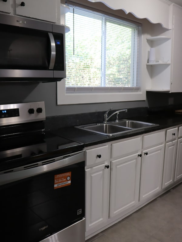 Building Photo - 4113 W Sugar Creek Rd